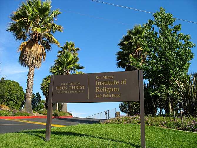 Entrance to the San Marcos Institute of Religion